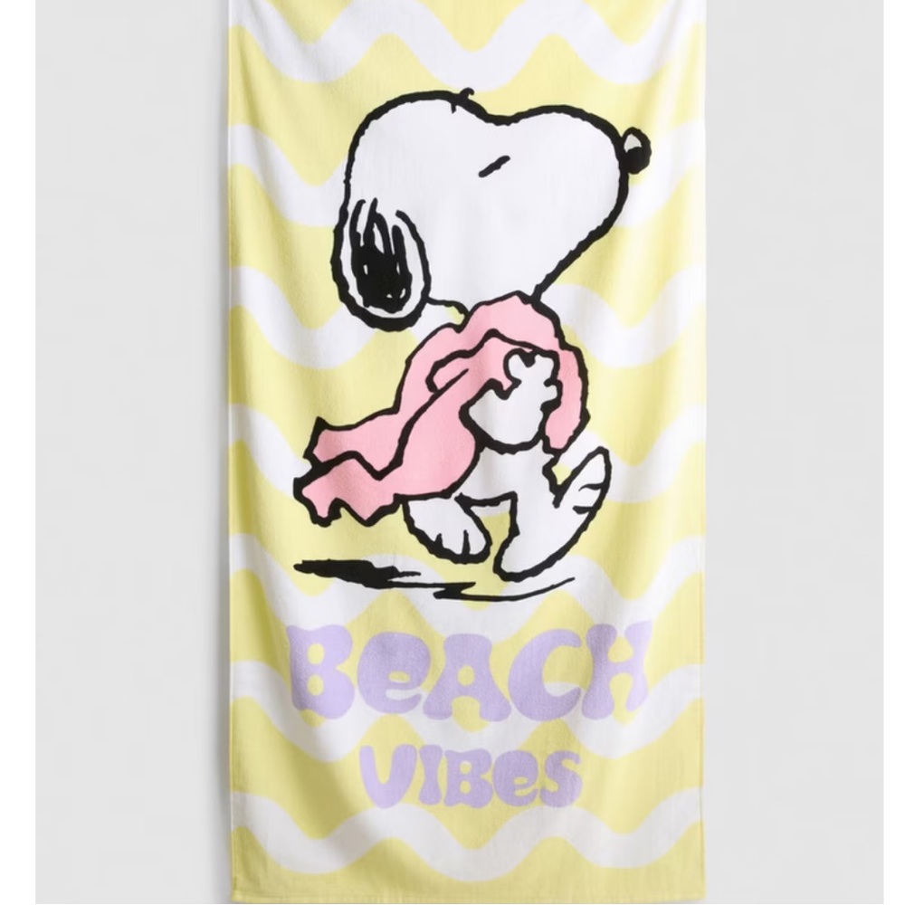 Snoopy Yellow & Pink Beach Towel - Beach Vibes